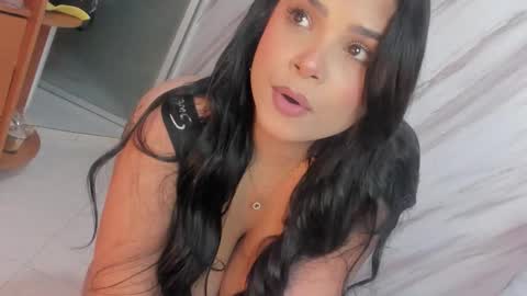 Ana online show from February 7, 9:51 pm