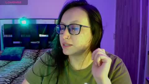Snapshot of arya_xia chatting on July 2, 12:33 pm Arya Xia online show from July 2, 12:33 pm