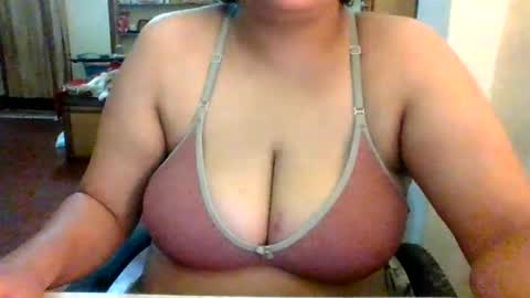 aryaastaark18 online show from July 22, 7:27 pm
