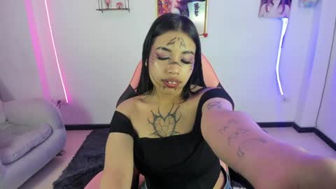 Snapshot of aryahmoonn chatting on May 13, 7:00 pm aryahmoonn online show from May 13, 7:00 pm
