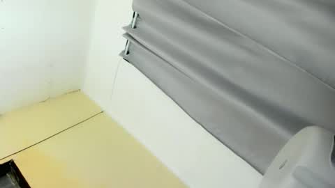 aryan_dolly online show from April 22, 12:18 pm