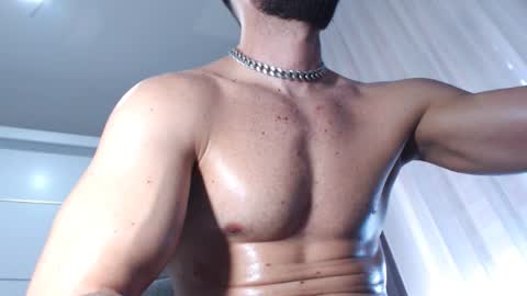 Snapshot of aryanaian1 chatting on January 28, 10:23 am AryanAian1 online show from January 28, 10:23 am