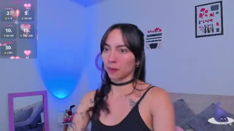Snapshot of aryane_art_ chatting on July 23, 12:24 am carol online show from July 23, 12:24 am