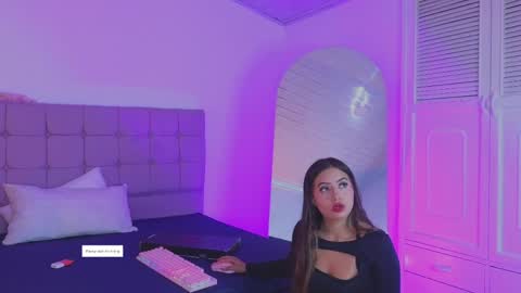 Snapshot of arycooper_ chatting on May 6, 12:10 pm arycooper_ online show from May 6, 12:10 pm
