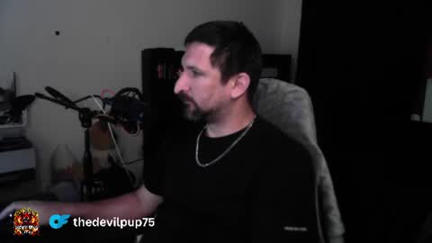 Snapshot of asanator101 chatting on July 9, 7:12 am devilPup75 online show from July 9, 7:12 am