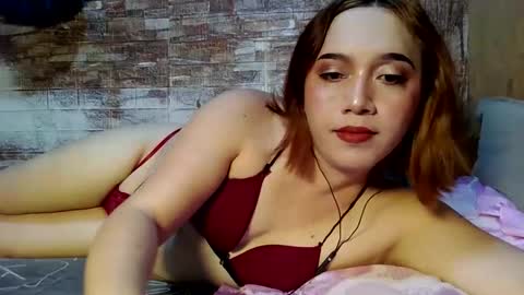 Snapshot of aseanpretty chatting on November 11, 8:03 am Dont ask for any other payment method for show. I just accept tokens. online show from November 11, 8:03 am