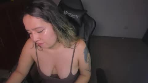 Snapshot of ash_smith1 chatting on September 14, 1:49 am ash_smith1 online show from September 14, 1:49 am