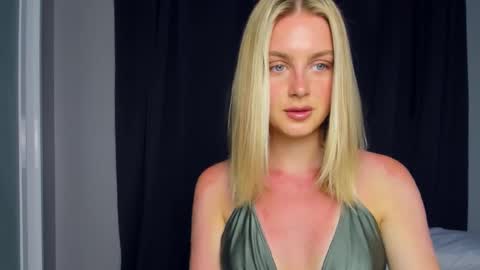 your pretty Ashley online show from February 21, 6:03 am