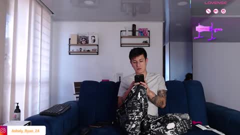 Ashley And Ryan  online show from February 4, 10:04 pm