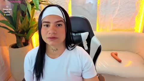 Ashely tp   1430-2100 online show from February 18, 9:00 pm