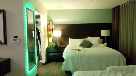 Ashelynn Grey online show from April 5, 8:11 am