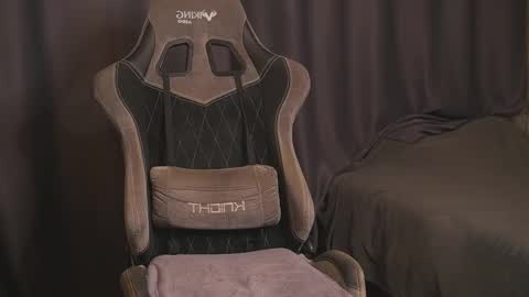 Jerk Machine online show from February 2, 11:53 am