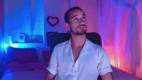 Snapshot of asherxxx_ chatting on February 20, 5:04 am CARIBBEAN DREAM online show from February 20, 5:04 am