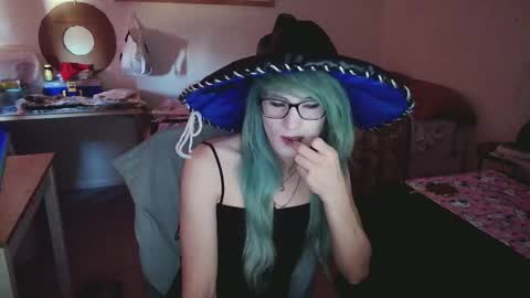 Snapshot of ashethegengar chatting on September 18, 4:20 pm Ashley Scarlett online show from September 18, 4:20 pm