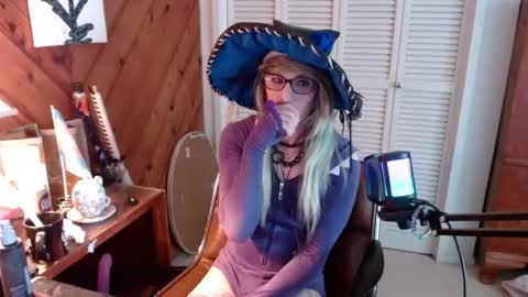 Ashley Scarlett online show from March 23, 8:02 pm