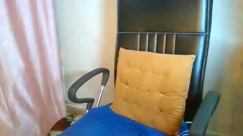 Snapshot of ashi_indian chatting on May 14, 3:19 pm ashi_indian online show from May 14, 3:19 pm