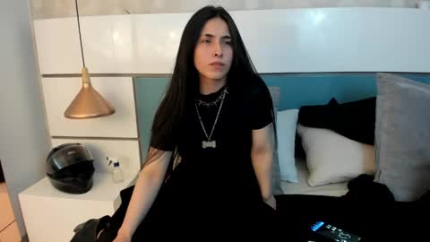 Snapshot of ashkoreh chatting on May 19, 7:20 pm Ashkoreh online show from May 19, 7:20 pm