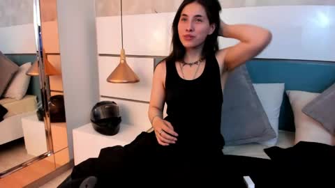 Snapshot of ashkoreh chatting on June 2, 8:22 pm Ashkoreh online show from June 2, 8:22 pm