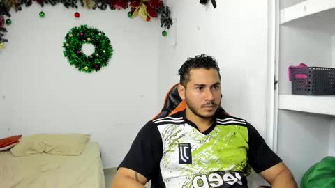 Snapshot of ashlan_king chatting on February 3, 7:19 pm ashlan_king online show from February 3, 7:19 pm