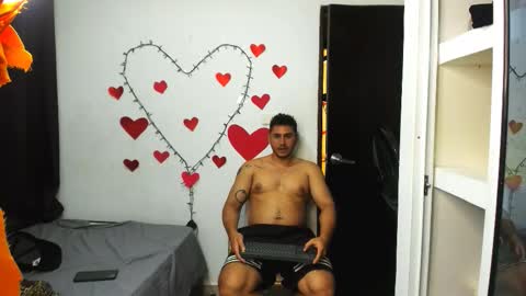 Snapshot of ashlan_king chatting on February 23, 2:31 am ashlan_king online show from February 23, 2:31 am