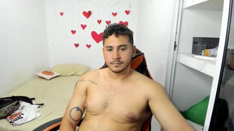 Snapshot of ashlan_king chatting on February 25, 7:45 pm ashlan_king online show from February 25, 7:45 pm