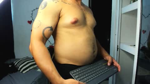 Snapshot of ashlan_king chatting on March 2, 9:43 pm ashlan_king online show from March 2, 9:43 pm