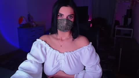 Snapshot of ashley__cooper__ chatting on December 6, 8:05 am   Yasmina   online show from December 6, 8:05 am