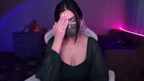 Snapshot of ashley__cooper__ chatting on February 10, 6:53 am   Yasmina   online show from February 10, 6:53 am