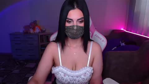 Snapshot of ashley__cooper__ chatting on March 3, 3:52 am   Yasmina   online show from March 3, 3:52 am