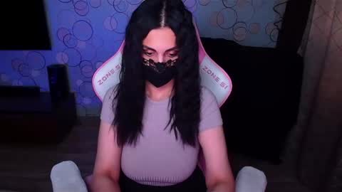   Yasmina   online show from November 29, 7:22 am