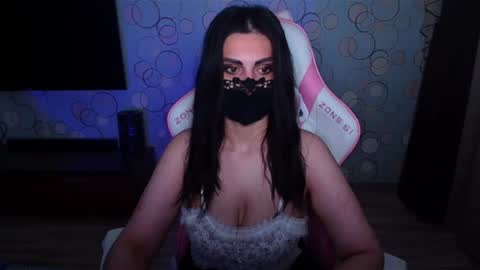 Snapshot of ashley__cooper__ chatting on June 19, 3:33 am Yasmina online show from June 19, 3:33 am