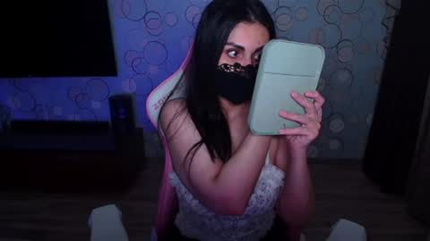 Snapshot of ashley__cooper__ chatting on July 1, 4:14 am Yasmina online show from July 1, 4:14 am