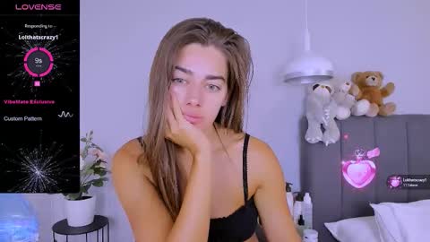 Snapshot of ashley__jess chatting on September 16, 2:51 pm Ashley online show from September 16, 2:51 pm