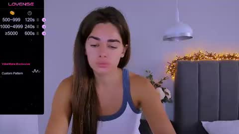 Snapshot of ashley__jess chatting on June 24, 10:14 am Ashley online show from June 24, 10:14 am