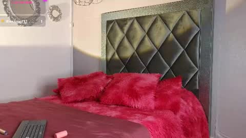 Snapshot of ashley__williamss chatting on July 3, 9:32 pm Ashley online show from July 3, 9:32 pm