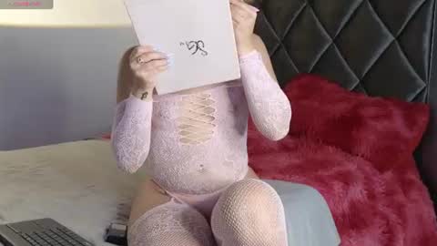 Snapshot of ashley__williamss chatting on July 5, 8:38 pm Ashley online show from July 5, 8:38 pm