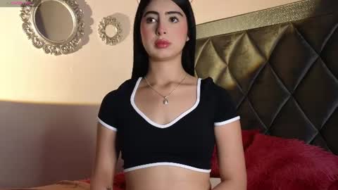 Snapshot of ashley__williamss chatting on July 14, 9:20 pm Ashley online show from July 14, 9:20 pm