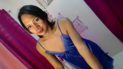 Snapshot of ashley_cummer chatting on July 6, 8:33 am ashley_cummer online show from July 6, 8:33 am