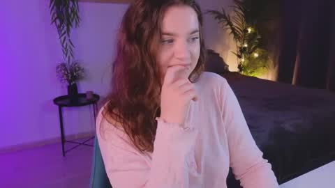   online show from September 14, 7:07 am