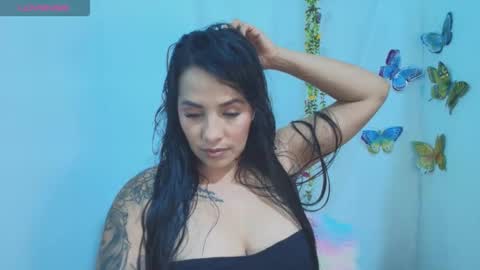 ashley_joyx_ online show from May 3, 3:01 am