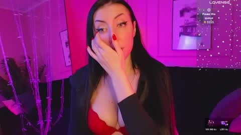 Ashley online show from April 21, 10:01 pm