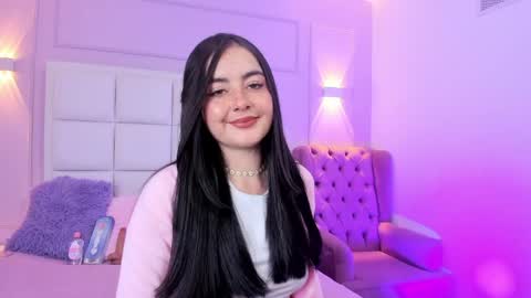 Snapshot of ashley_petit chatting on May 24, 1:05 pm ashley_petit online show from May 24, 1:05 pm