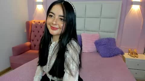 Snapshot of ashley_petit chatting on May 31, 1:18 pm ashley_petit online show from May 31, 1:18 pm