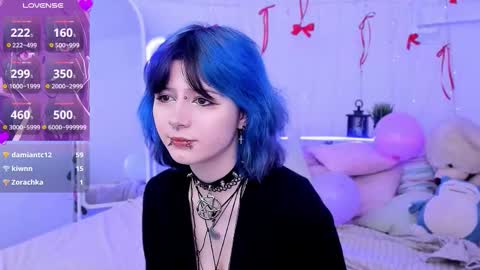 Ashley online show from March 5, 9:11 pm