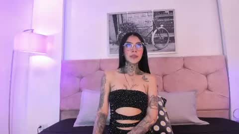 Snapshot of ashley_white07 chatting on July 2, 11:38 am ashley_white07 online show from July 2, 11:38 am