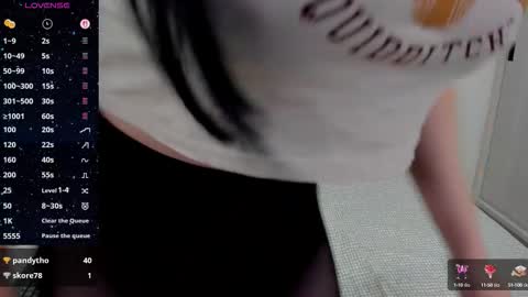 Snapshot of ashleyknightt chatting on October 4, 1:36 am Ashley knight online show from October 4, 1:36 am