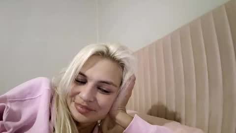 ashleymaddyyyy647935 online show from April 29, 7:45 am