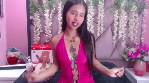 Snapshot of ashleyprescott chatting on September 18, 1:46 pm AshleyPrescott online show from September 18, 1:46 pm