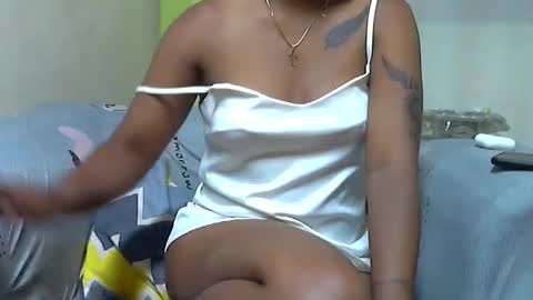 ashleyqueen X online show from November 13, 9:36 pm