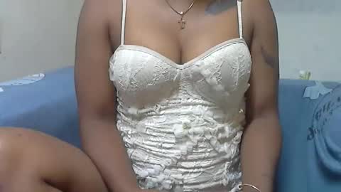 ashleyqueen X online show from November 18, 9:30 pm